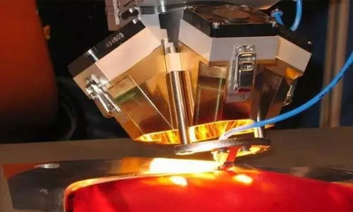 激光設備制造商的突破點在哪